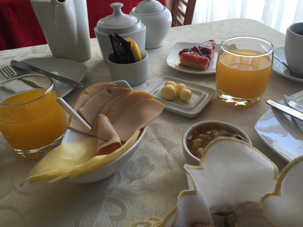 Hostal Y Departamentos Alcala Темуко Екстериор снимка